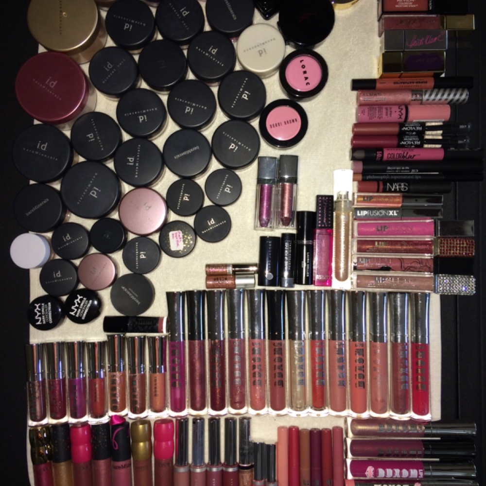 Makeup collection! - Picture 15 of 16